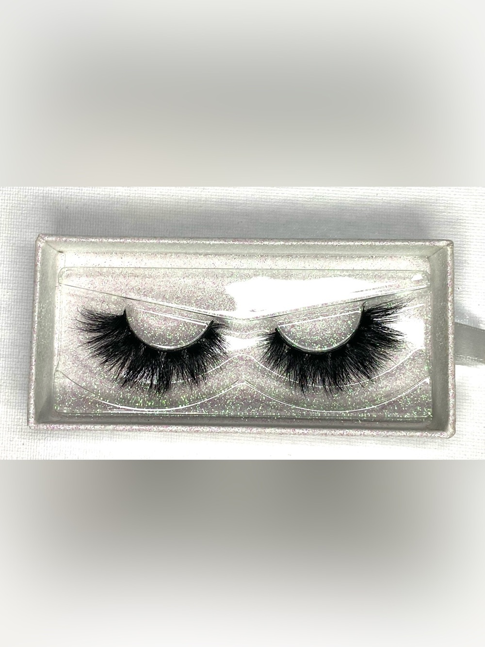 Black Dramatic False Eyelashes - Luxe Volume Lashes